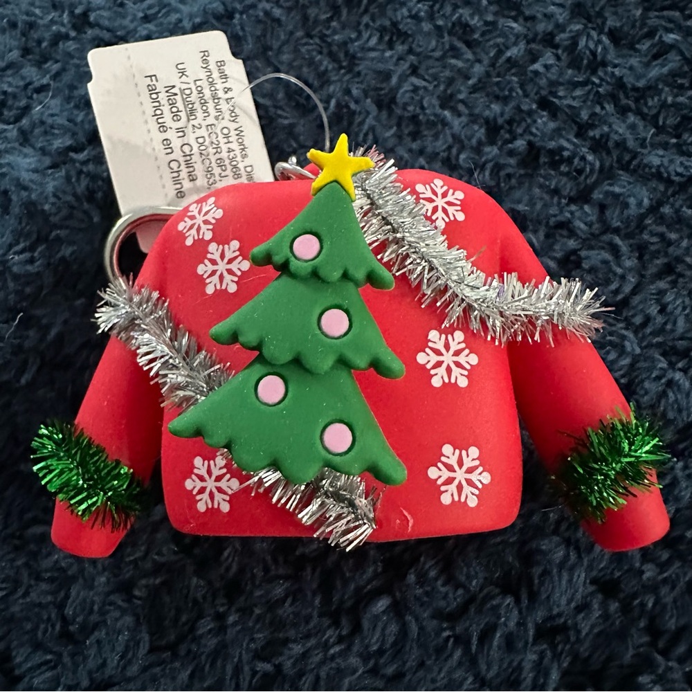 Bath and Body Works Festive Red Holiday PocketBac Holder w/ Tree Design